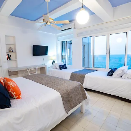 Renovated With Ocean View In Historic Center! Cartagena