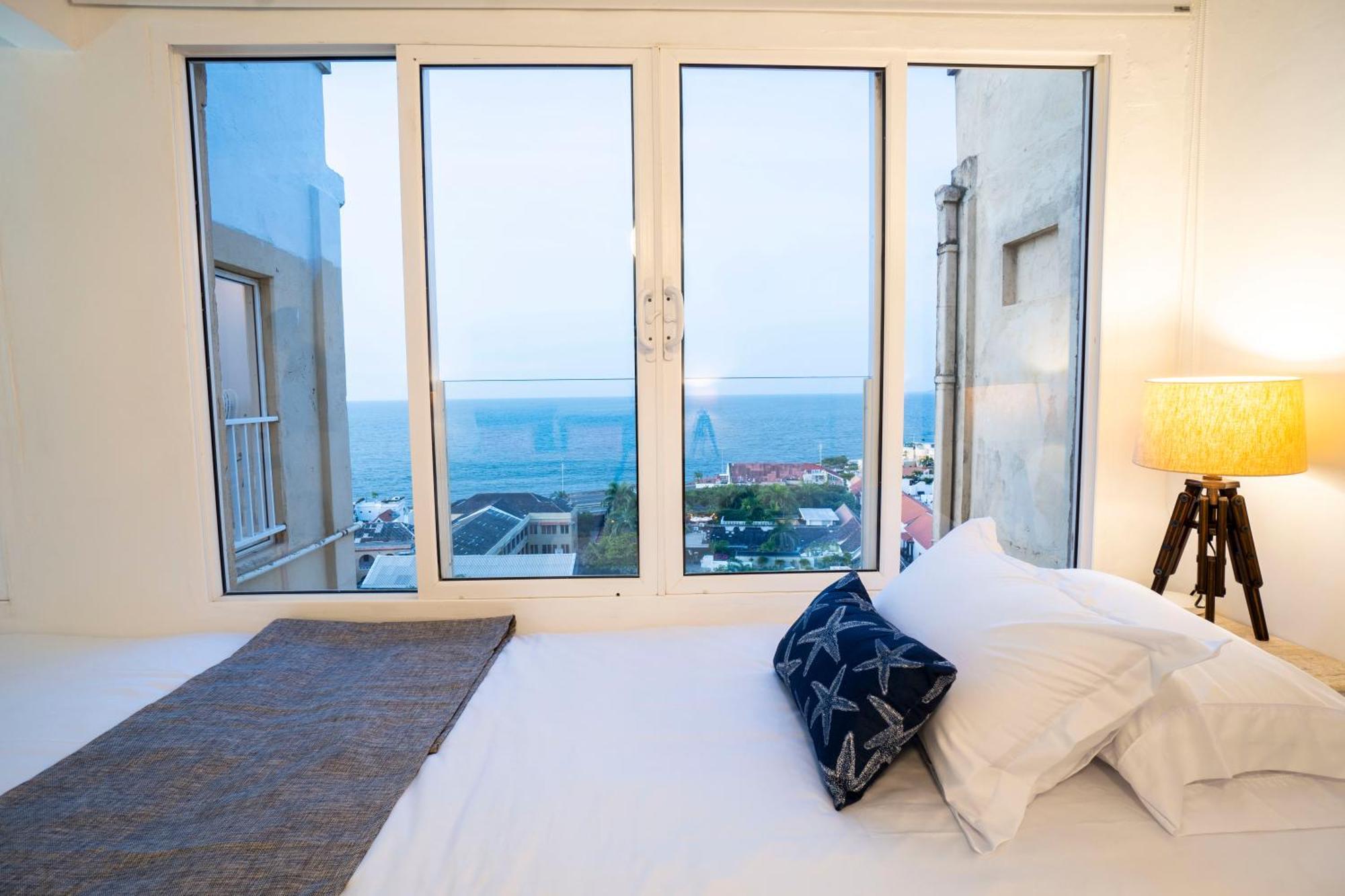 Renovated With Ocean View In Historic Center! Cartagena