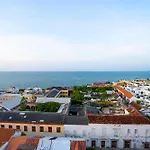 Renovated With Ocean View In Historic Center!