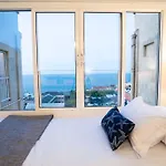 Renovated With Ocean View In Historic Center!